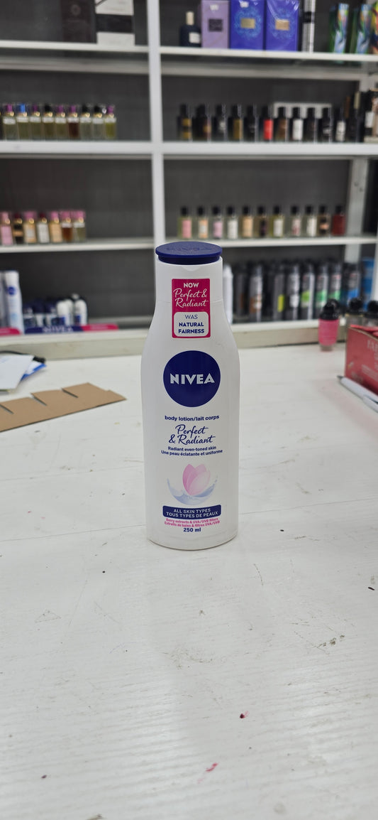 NIVEA BODY LOTION PERFECT ET RADIANT