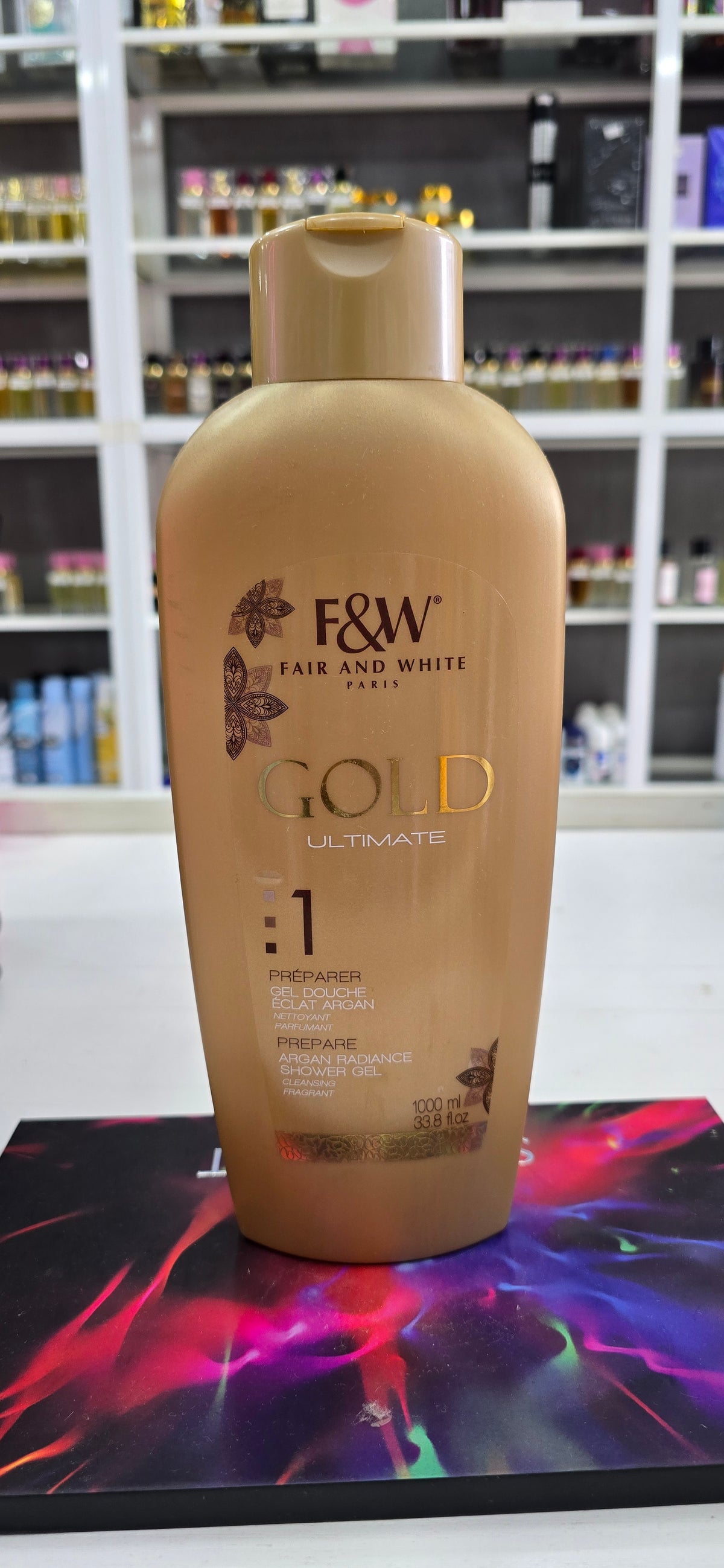 FAIR AND WHITE GEL DOUCHE ULTIME GOLD 1